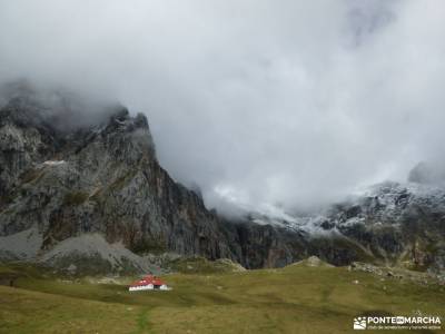 Corazón de Picos de Europa;sinonimo de montaña valles de los pirineos sierra guadalajara ruta lago